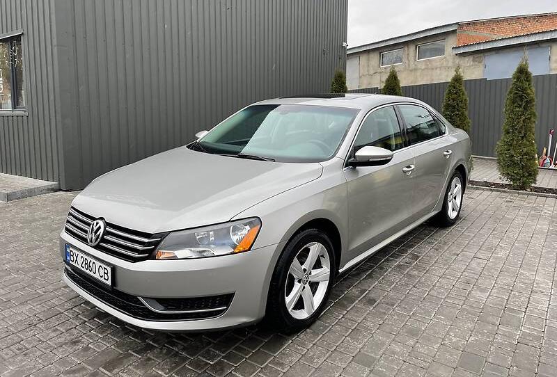 Volkswagen Passat B7 SE 2012