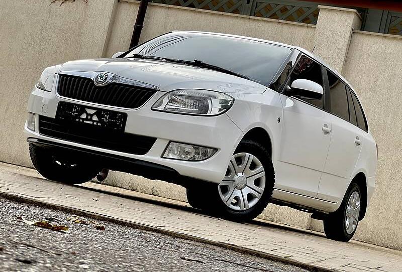 Skoda Fabia 1.4 OFFICIAL IDEAL 2013