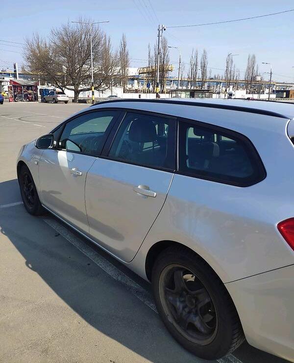 Opel Astra J sports tourer 2015