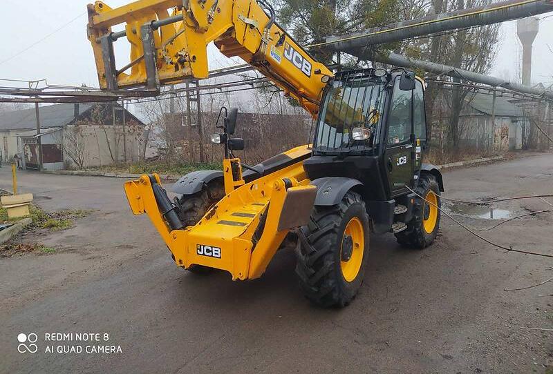 JCB 535-125 Hi Viz 2015