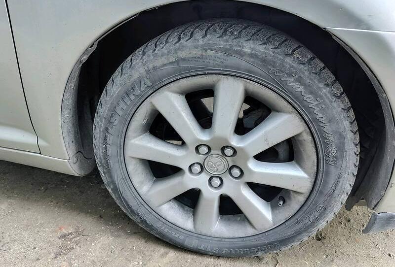 Toyota Avensis 2004