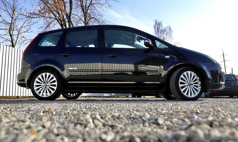 Ford C-Max TITANIUM  2010