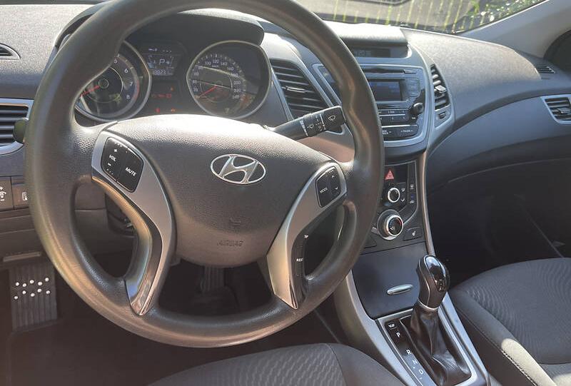 Hyundai Elantra 2014