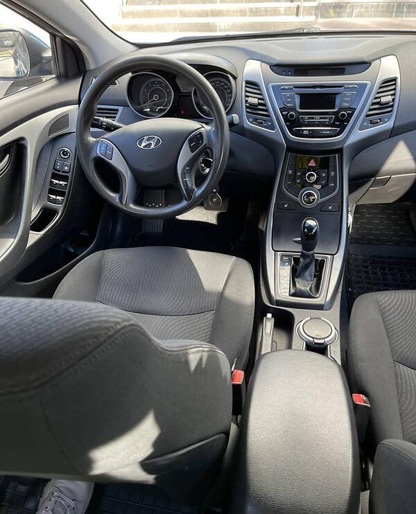 Hyundai Elantra 2014