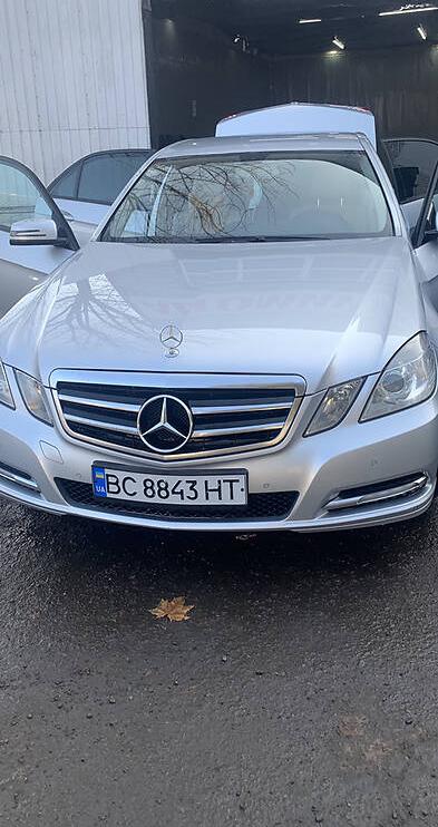 Mercedes-Benz E 200 2011