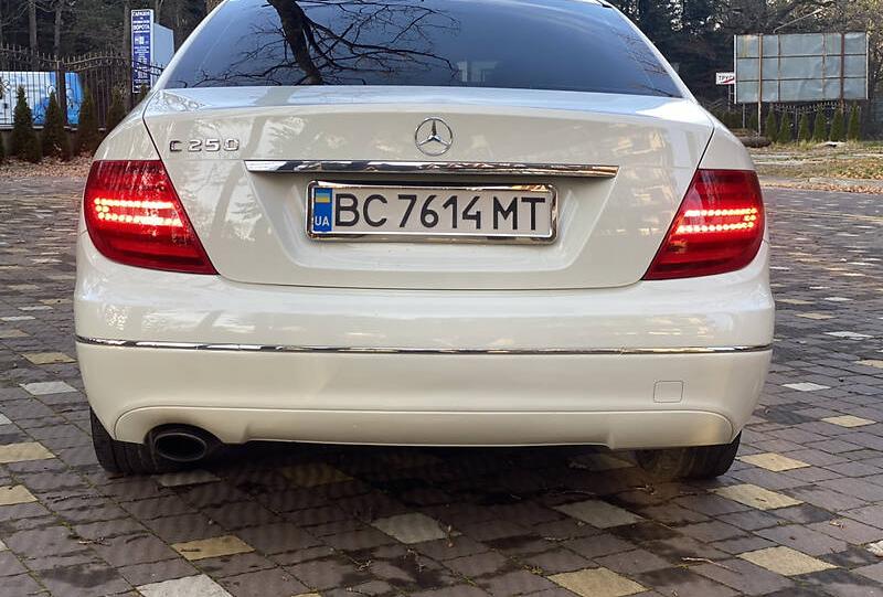 Mercedes-Benz C 250 AMG 2011