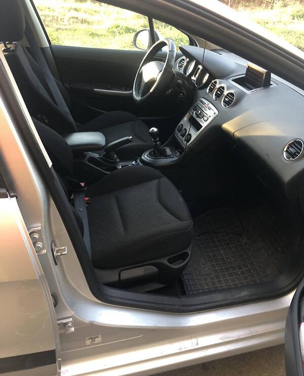 Peugeot 308 SW 2010