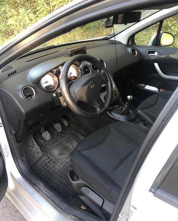 Peugeot 308 SW 2010