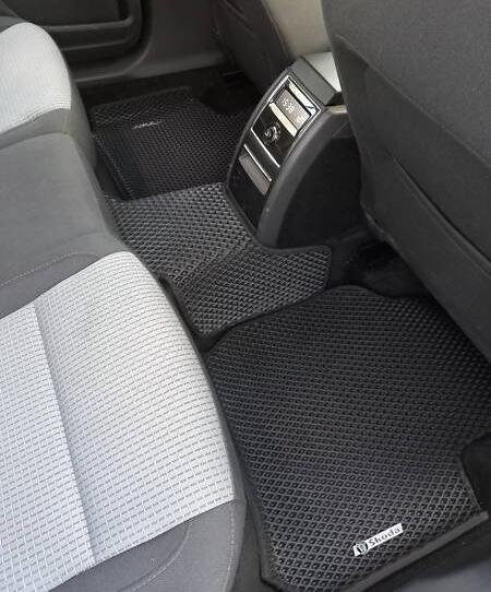 Skoda Superb 2011