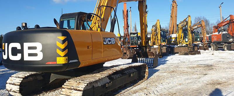 JCB JS 220 Lc 2011