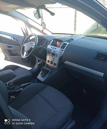Opel Zafira 2008