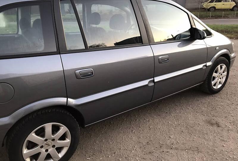 Opel Zafira 2005