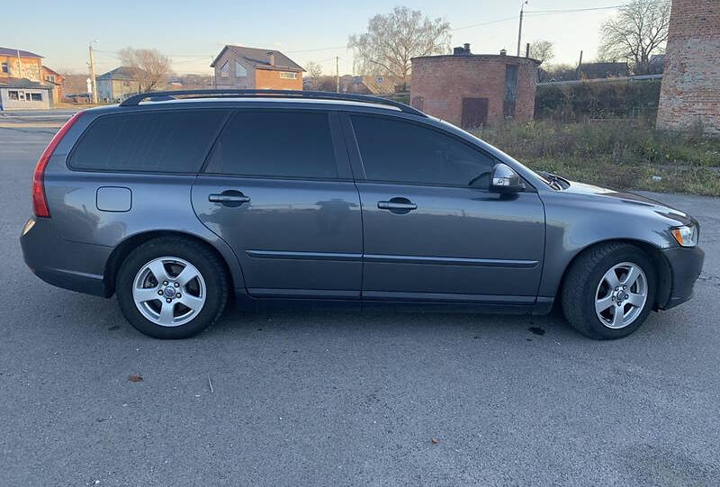 Volvo V50 2009