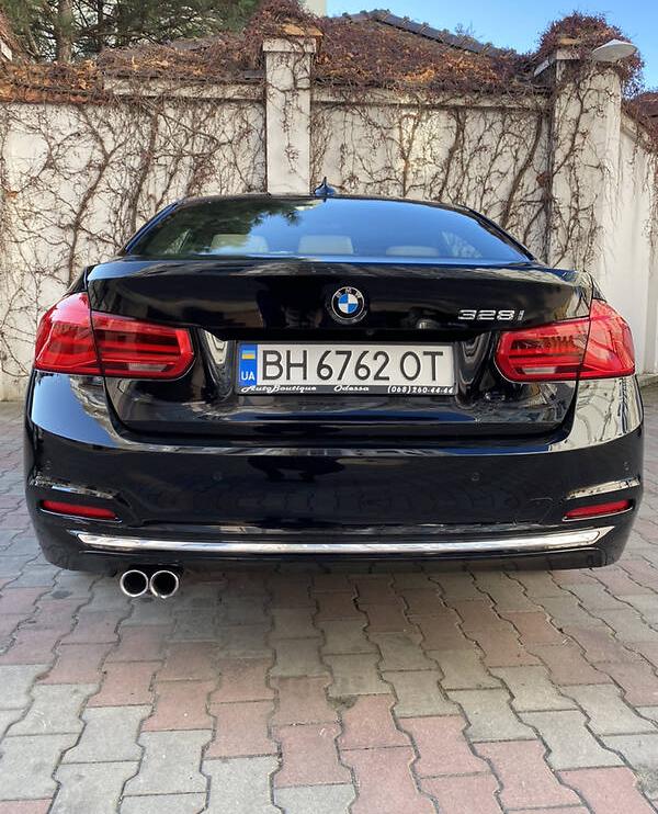 BMW 328 2016