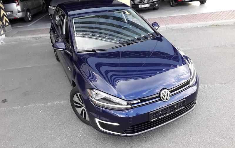 Volkswagen e-Golf SE 2018