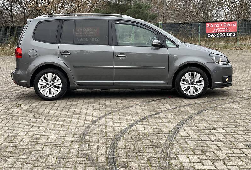 Volkswagen Touran LIFE 2013
