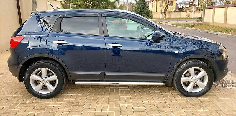 Nissan Qashqai OFFICIAL FULL 4X4 2007
