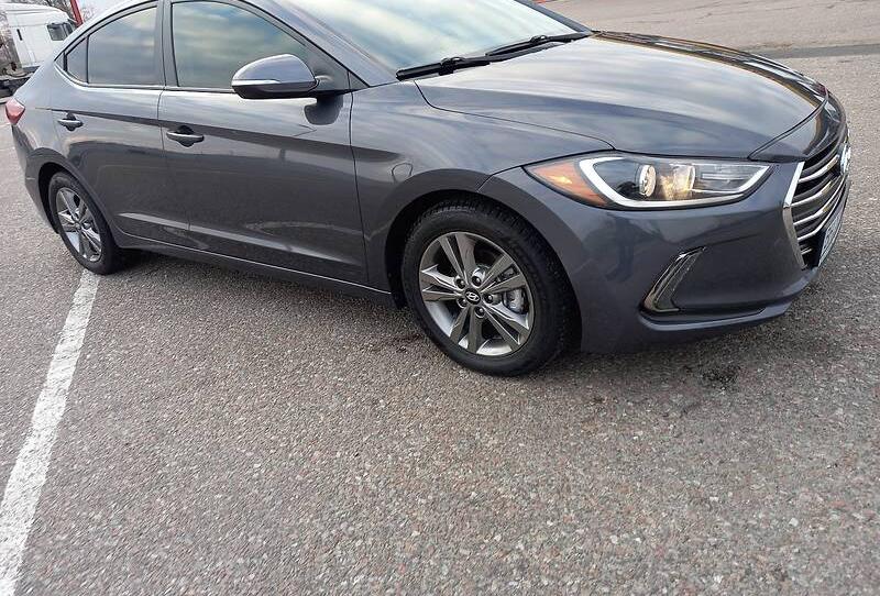 Hyundai Elantra 2016