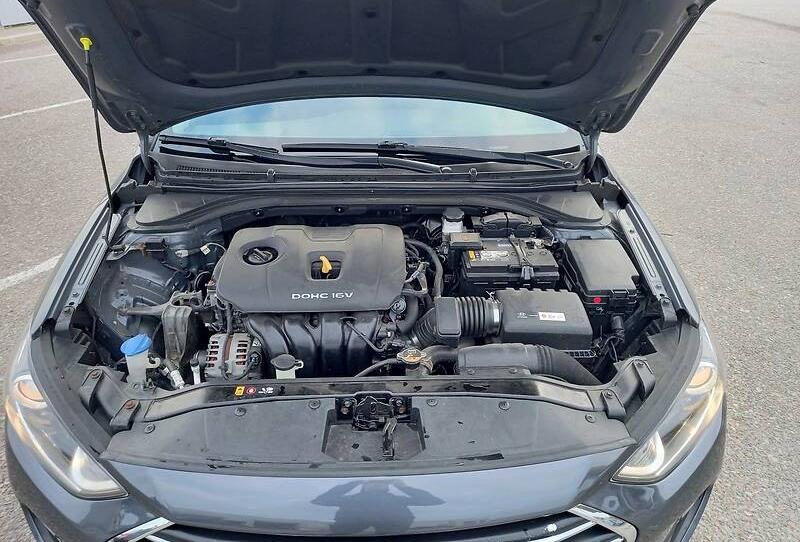 Hyundai Elantra 2016