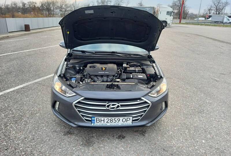 Hyundai Elantra 2016