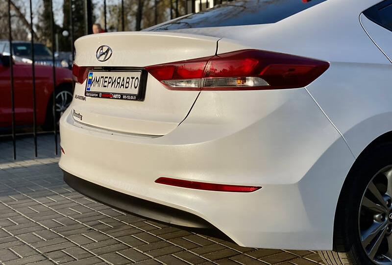 Hyundai Elantra 2018