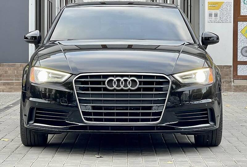 Audi A3 PREMIUM 2015