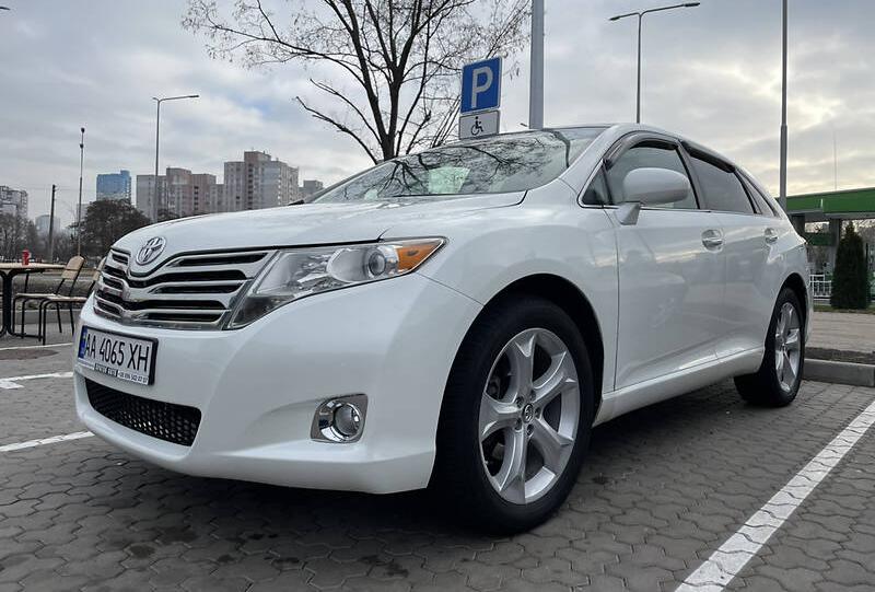Toyota Venza Maximal  2010