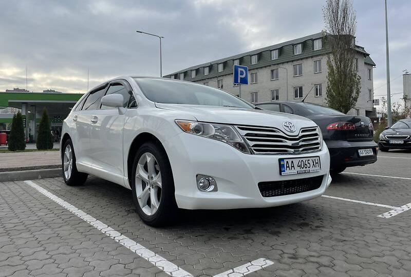 Toyota Venza Maximal  2010