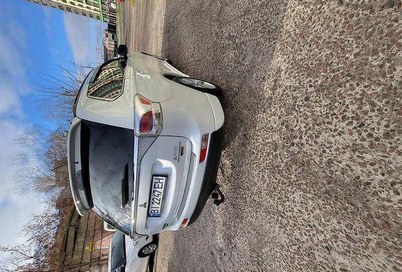 Mitsubishi Outlander V6 2014