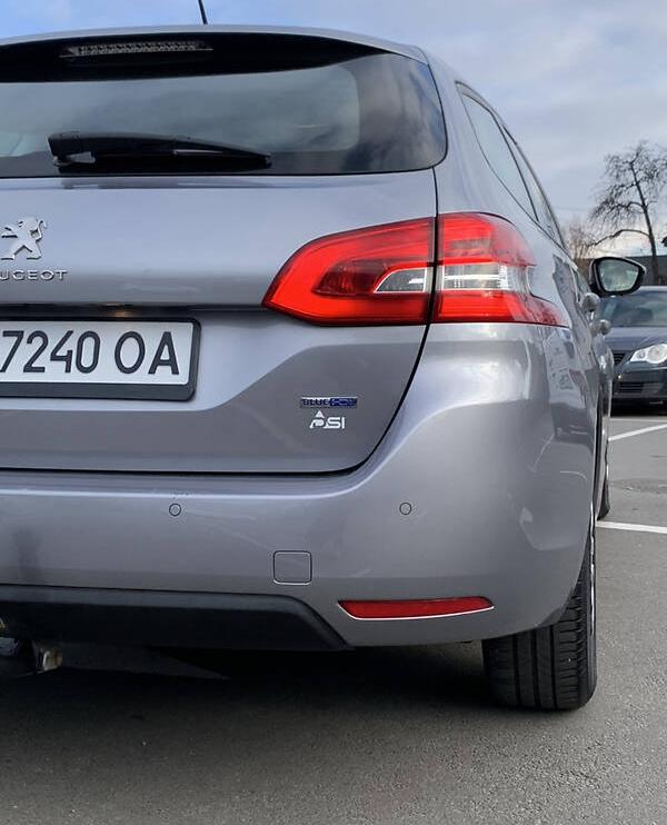 Peugeot 308 2016