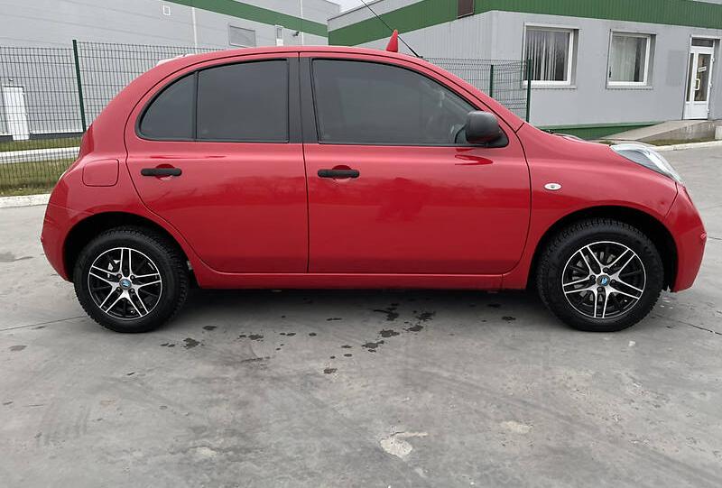 Nissan Micra 2010