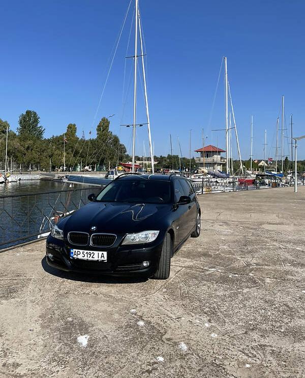 BMW 320 2009