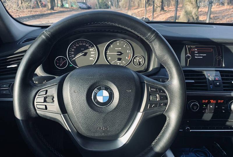 BMW X3 2011