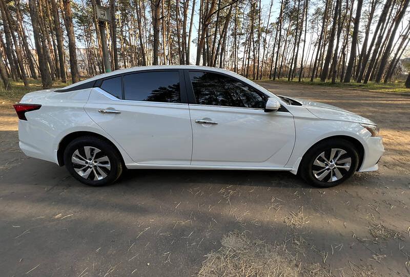 Nissan Altima 2020