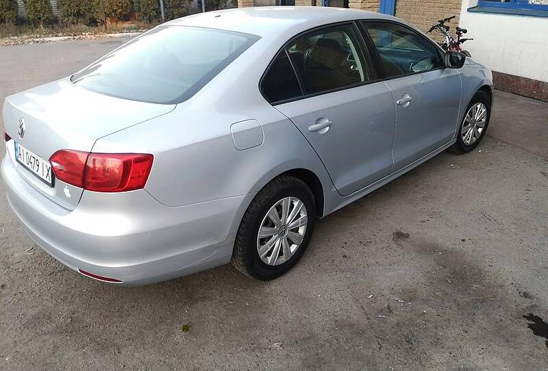 Volkswagen Jetta Base  2014