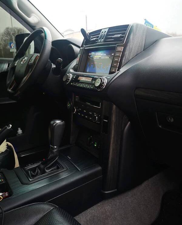 Toyota Land Cruiser Prado 150 2013