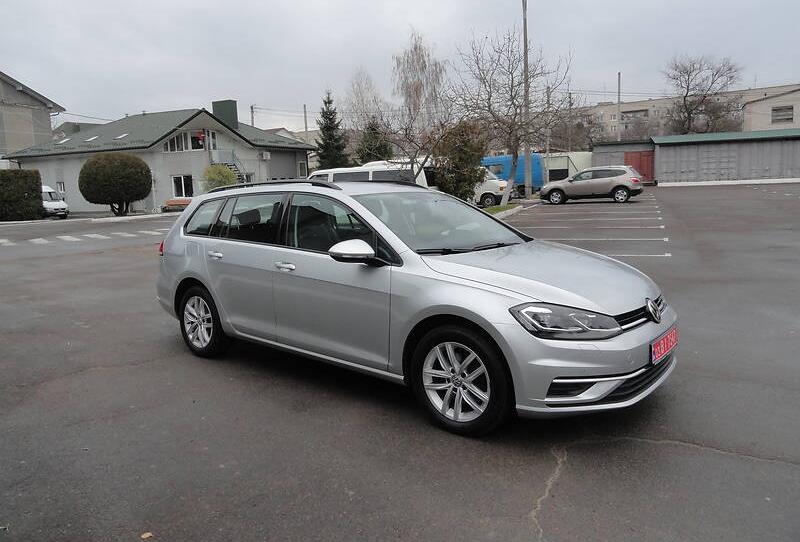 Volkswagen Golf VII COMFORTLINE 2018