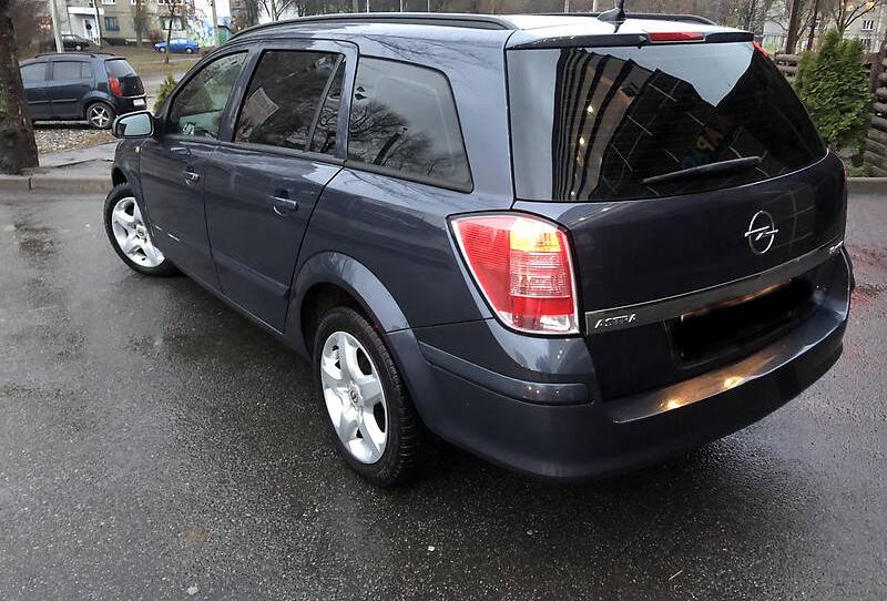 Opel Astra H 2008