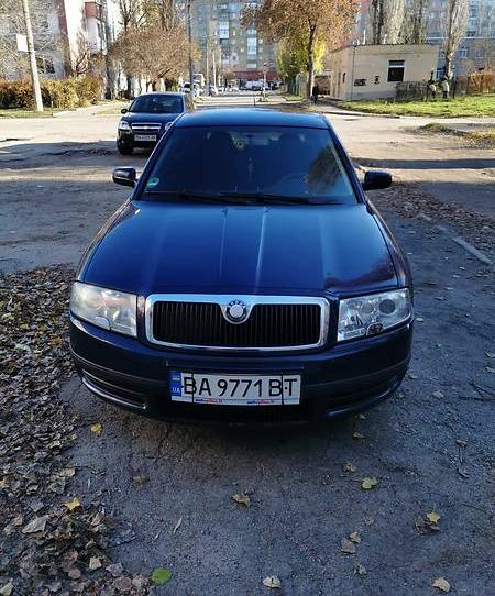 Skoda Superb 2003