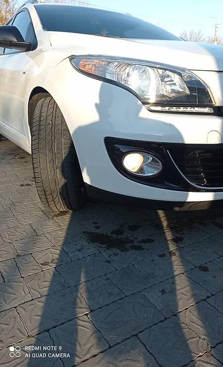 Renault Megane Bose Shkira 2012