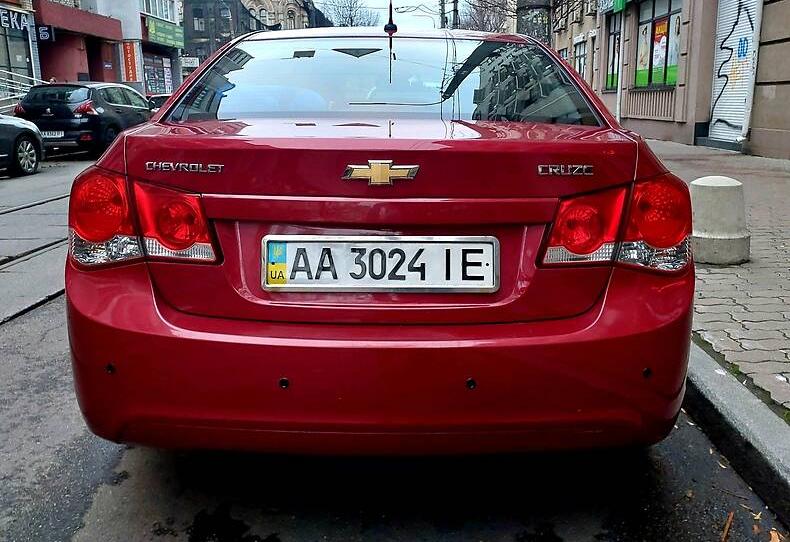 Chevrolet Cruze 1.8 MT LT OFFICIAL 2012