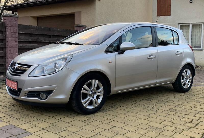 Opel Corsa COSMO KLIMA 2010