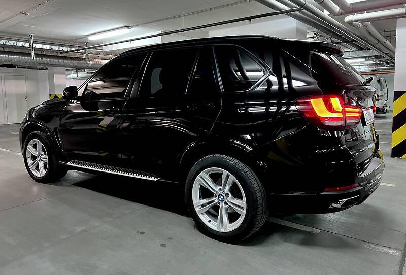 BMW X5 OFFICIAL  2015