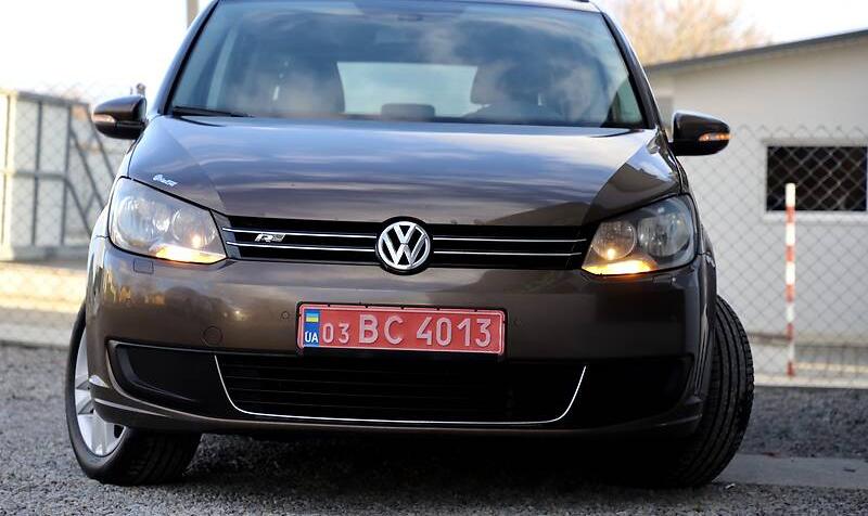 Volkswagen Touran FAMILY EDITION  2011