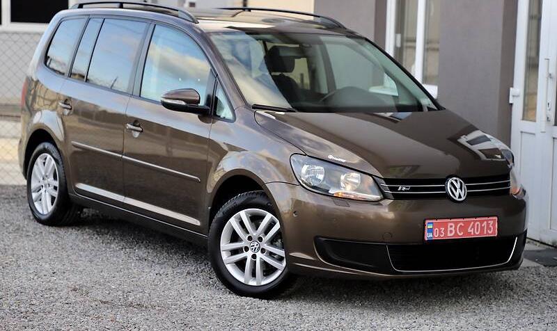 Volkswagen Touran FAMILY EDITION  2011