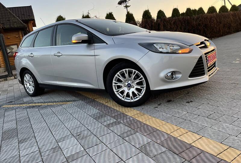 Ford Focus TITANIUM  2012