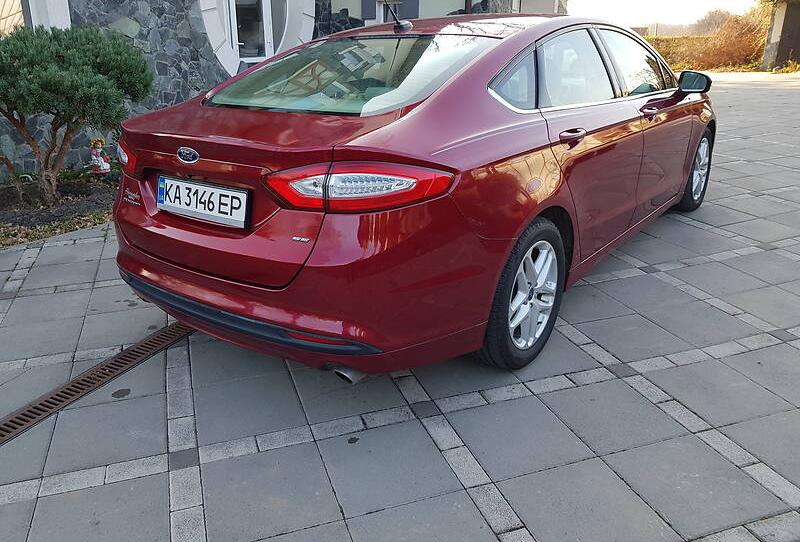 Ford Fusion SE 2014