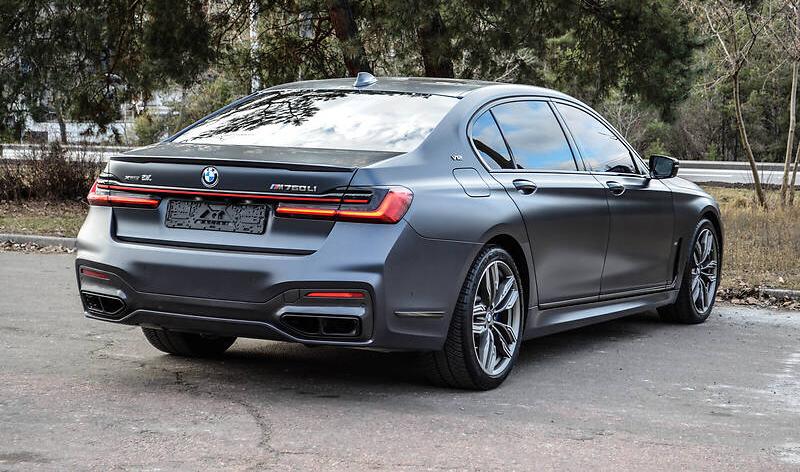 BMW 760 M 2019