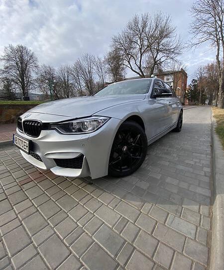 BMW 328 2015