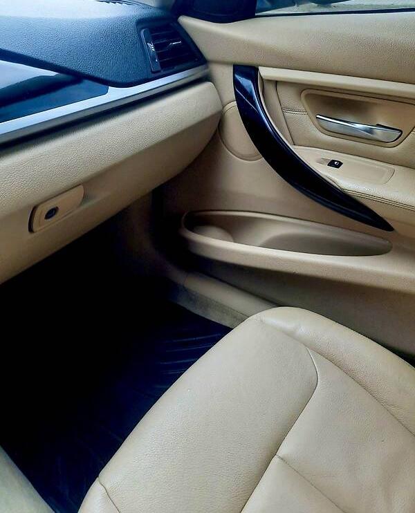 BMW 328 2012